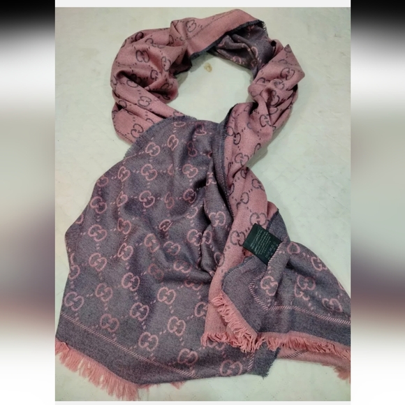 Gucci wool scarf - Picture 14 of 14